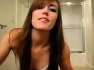 Amateur - Amateur babe striptease in webcam - drtuber.com