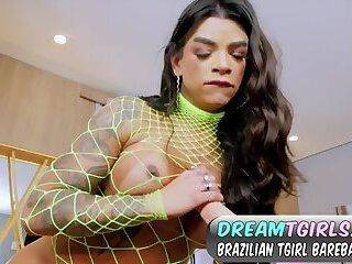 Beautiful Big Ass Brazilian Tgirl Takes Sex Machine Dildo - ashemaletube.com - Brazil